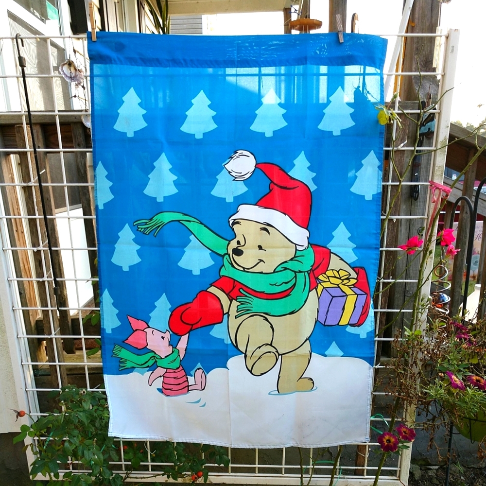 Vintage License Pooh and Piglet House Flag 28" x 40"Vintage  Fade Resistant